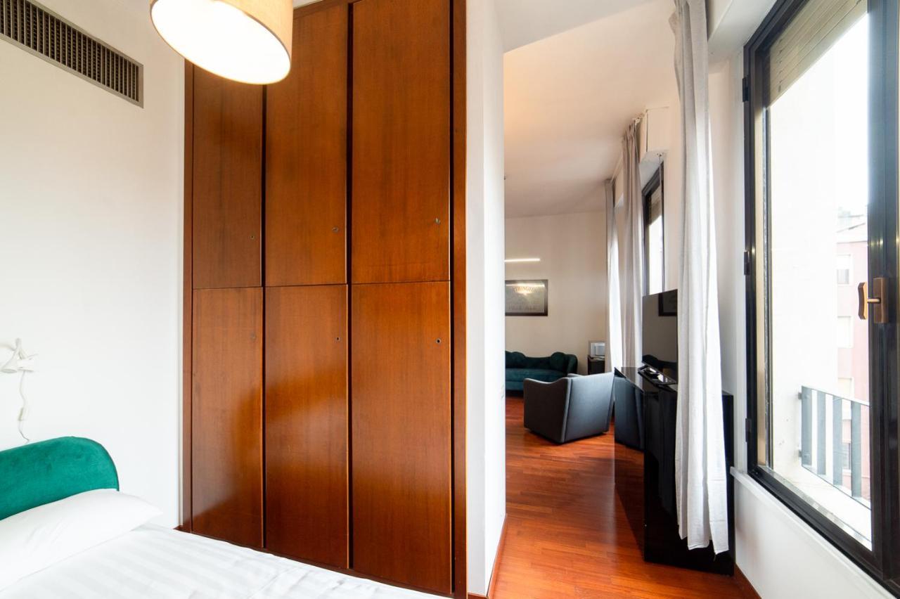 Hbhall Brera 59 Милано Екстериор снимка